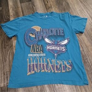 Abercrombie & Fitch - Charlotte Hornets Graphic Tee
